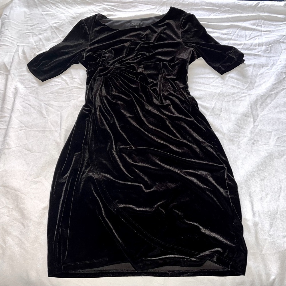 Connected Apparel Velvet Midi Dress